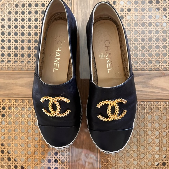 Chanel espadrilles - Picture 2 of 3